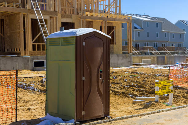 Portable Toilet Options We Offer in North Lakes, AK