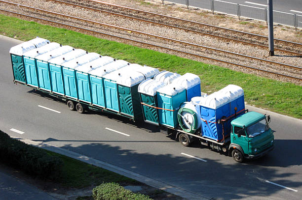 Best Porta potty rental near me  in North Les, AK
